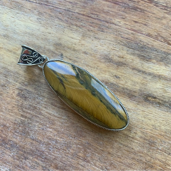 Tiger's Eye Large Gemstone Pendant in Sterling Silver Base - Picture 2 of 5